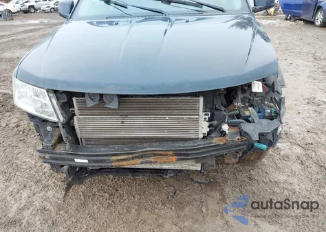 2015 Dodge Journey Sxt z USA, uszkodzony, nr VIN 3C4PDDBG4FT684910